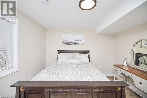 76 Bergenstein Crescent, Pelham (662 - Fonthill), ON - Indoor Photo Showing Bedroom