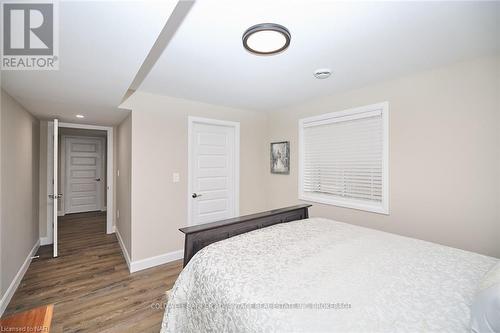 76 Bergenstein Crescent, Pelham (662 - Fonthill), ON - Indoor Photo Showing Bedroom