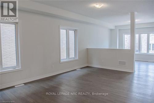 15 Huntsworth Avenue, Thorold (557 - Thorold Downtown), ON - Indoor Photo Showing Other Room