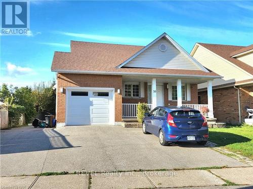 35 Summers Drive, Thorold (558 - Confederation Heights), ON - Outdoor