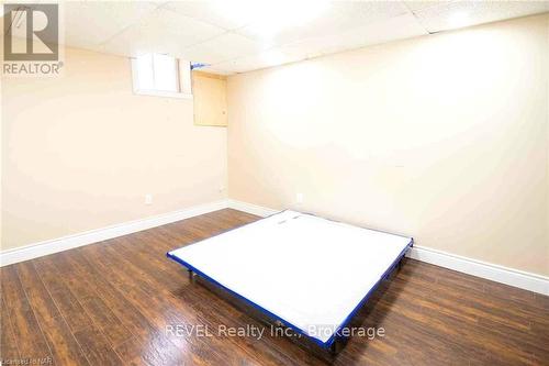 35 Summers Drive, Thorold (558 - Confederation Heights), ON - Indoor Photo Showing Other Room