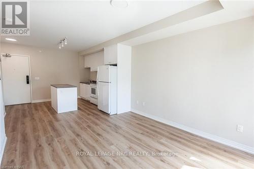 Gl06 - 50 Herrick Avenue, St. Catharines (456 - Oakdale), ON - Indoor Photo Showing Kitchen