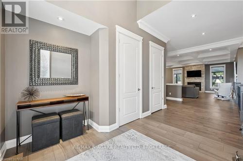 34 Angels Drive, Niagara-On-The-Lake (105 - St. Davids), ON - Indoor Photo Showing Other Room