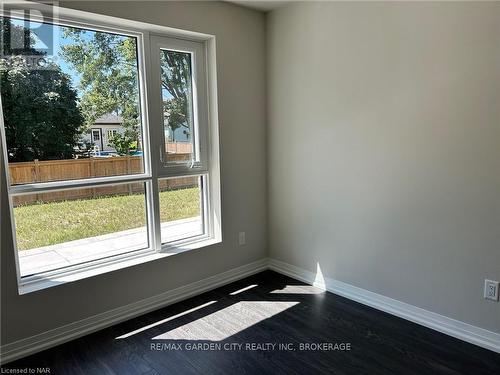 136 - 50 Herrick Avenue, St. Catharines (456 - Oakdale), ON - Indoor Photo Showing Other Room