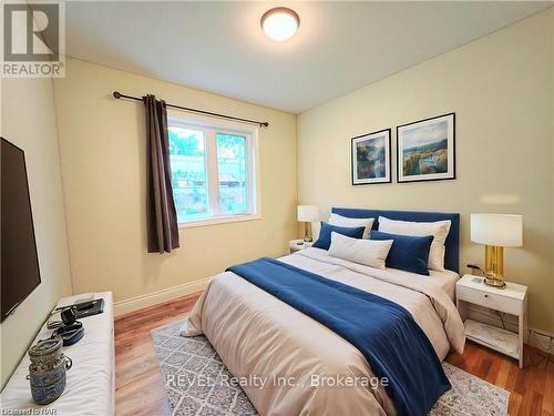 155 Samuelson Street, Cambridge, ON - Indoor Photo Showing Bedroom