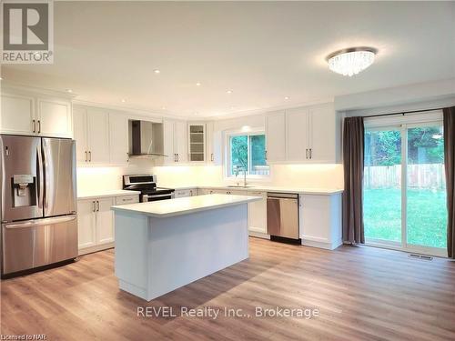 155 Samuelson Street, Cambridge, ON - Indoor Photo Showing Kitchen With Stainless Steel Kitchen