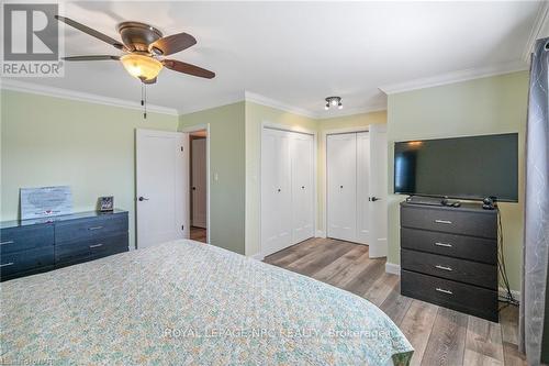 1768 Ridge Road N, Fort Erie (330 - Bertie Ridge), ON - Indoor Photo Showing Bedroom