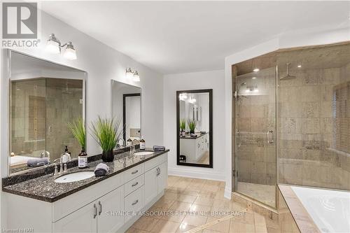 16 Red Haven Drive, Niagara-On-The-Lake (105 - St. Davids), ON - Indoor Photo Showing Bathroom