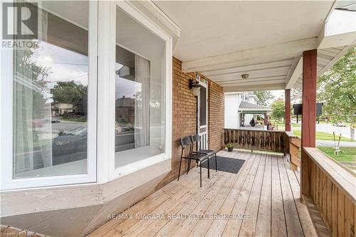 4586 Fifth Avenue, Niagara Falls (211 - Cherrywood), ON - Outdoor With Deck Patio Veranda With Exterior