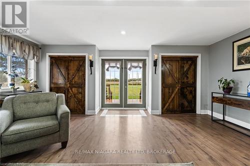 11366 Highway 3 West, Wainfleet (879 - Marshville/Winger), ON - Indoor Photo Showing Living Room