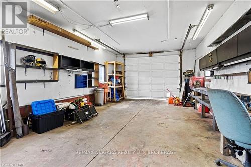 11366 Highway 3 West, Wainfleet (879 - Marshville/Winger), ON - Indoor Photo Showing Garage