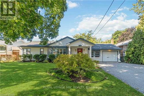 15 Mackie Street, St. Catharines (438 - Port Dalhousie), ON - Outdoor With Facade