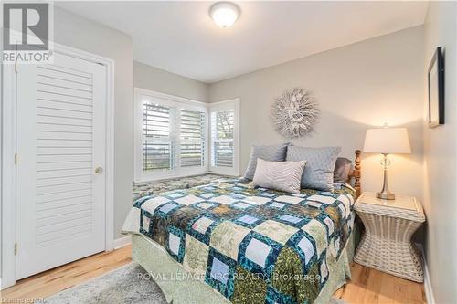 15 Mackie Street, St. Catharines (438 - Port Dalhousie), ON - Indoor Photo Showing Bedroom