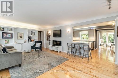 15 Mackie Street, St. Catharines (438 - Port Dalhousie), ON - Indoor Photo Showing Other Room With Fireplace