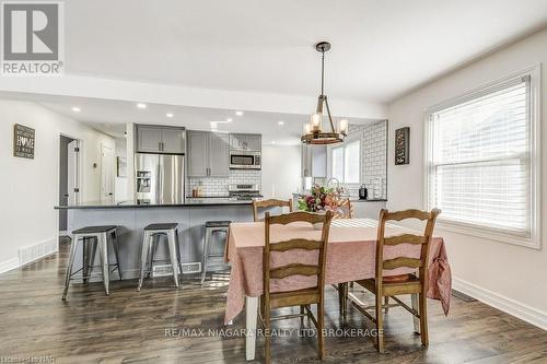 303 Riverside Drive, Welland (772 - Broadway), ON - Indoor Photo Showing Dining Room