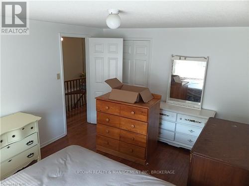 58 Carmine Crescent, St. Catharines (462 - Rykert/Vansickle), ON - Indoor Photo Showing Bedroom