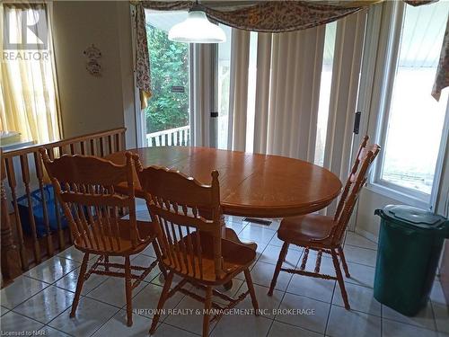 58 Carmine Crescent, St. Catharines (462 - Rykert/Vansickle), ON - Indoor Photo Showing Dining Room