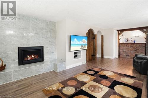 75 Aquadale Drive, St. Catharines (437 - Lakeshore), ON - Indoor Photo Showing Living Room With Fireplace