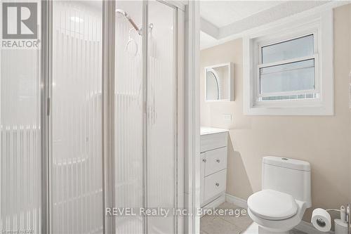 75 Aquadale Drive, St. Catharines (437 - Lakeshore), ON - Indoor Photo Showing Bathroom