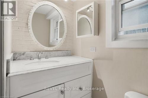 75 Aquadale Drive, St. Catharines (437 - Lakeshore), ON - Indoor Photo Showing Bathroom