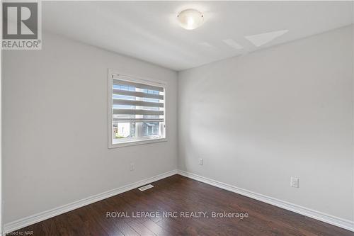 21 Elderberry Road, Thorold (558 - Confederation Heights), ON - Indoor Photo Showing Other Room