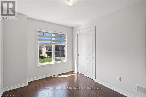 21 Elderberry Road, Thorold (558 - Confederation Heights), ON - Indoor Photo Showing Other Room