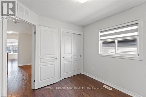 21 Elderberry Road, Thorold (558 - Confederation Heights), ON - Indoor Photo Showing Other Room