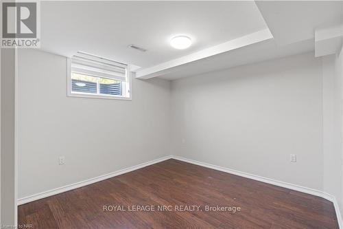 21 Elderberry Road, Thorold (558 - Confederation Heights), ON - Indoor Photo Showing Other Room