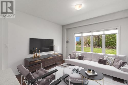 21 Elderberry Road, Thorold (558 - Confederation Heights), ON - Indoor Photo Showing Living Room