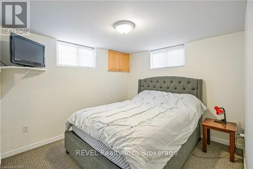 20 Springhead Gardens, Welland (769 - Prince Charles), ON - Indoor Photo Showing Bedroom