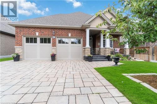 36 Hickory Avenue Avenue, Niagara-On-The-Lake (105 - St. Davids), ON - Outdoor With Facade