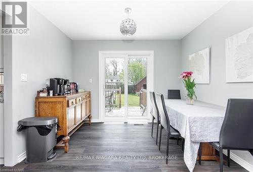 3003 Bethune Avenue, Fort Erie (335 - Ridgeway), ON - Indoor Photo Showing Dining Room