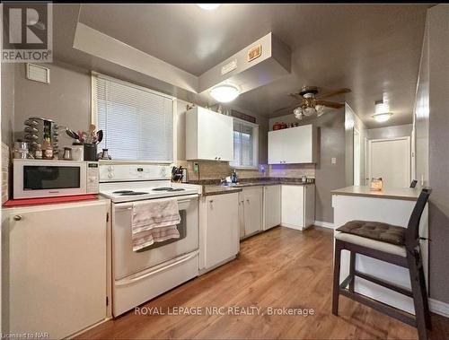 Main - 1951 Brampton Street, Hamilton (Parkview), ON - Indoor Photo Showing Kitchen