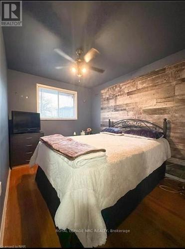 Main - 1951 Brampton Street, Hamilton (Parkview), ON - Indoor Photo Showing Bedroom