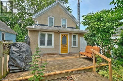 54 Henry Street, St. Catharines (451 - Downtown), ON - Outdoor With Deck Patio Veranda With Exterior