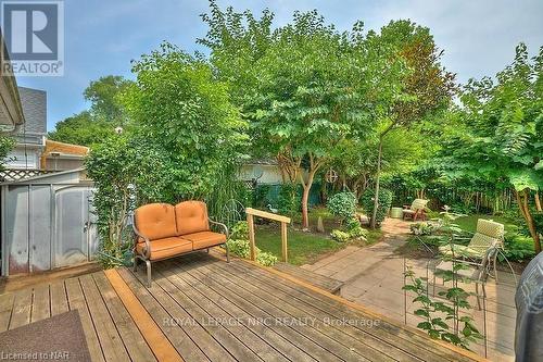 54 Henry Street, St. Catharines (451 - Downtown), ON - Outdoor With Deck Patio Veranda