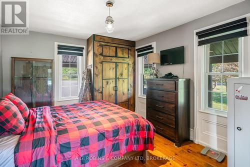 118 River Road, Pelham (664 - Fenwick), ON - Indoor Photo Showing Bedroom