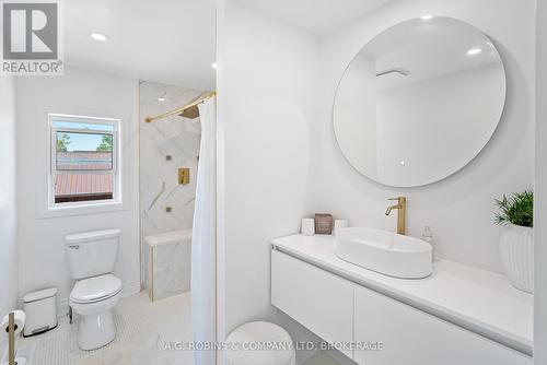 118 River Road, Pelham (664 - Fenwick), ON - Indoor Photo Showing Bathroom