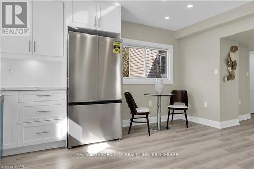 2523 Port Robinson Road, Thorold (562 - Hurricane/Merrittville), ON - Indoor Photo Showing Kitchen