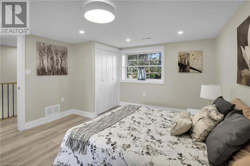 2523 Port Robinson Road, Thorold (562 - Hurricane/Merrittville), ON - Indoor Photo Showing Bedroom