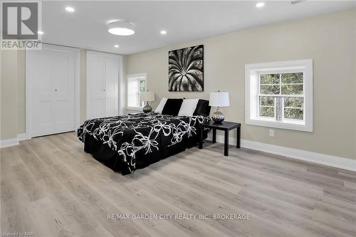 2523 Port Robinson Road, Thorold (562 - Hurricane/Merrittville), ON - Indoor Photo Showing Bedroom