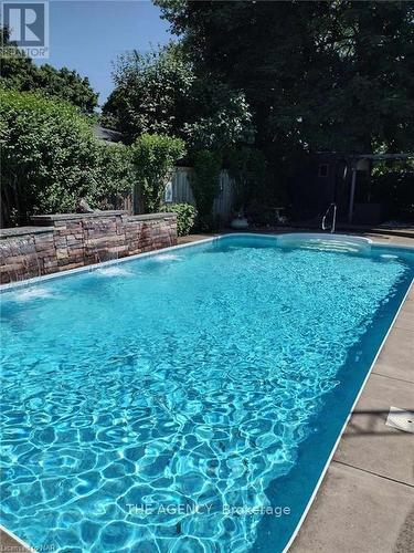 8 St Louis Place, St. Catharines (437 - Lakeshore), ON - Outdoor With In Ground Pool With Backyard