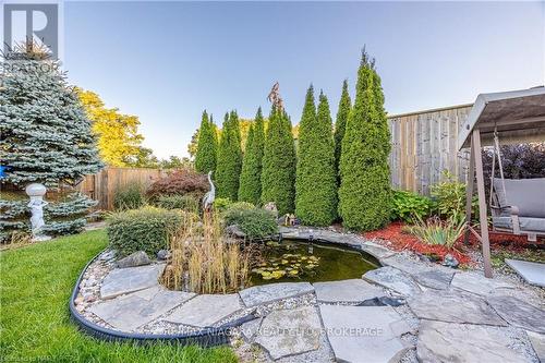 2362 Walker Court, Niagara Falls (206 - Stamford), ON - Outdoor