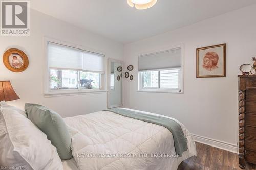 100 Arthur Street, St. Catharines (436 - Port Weller), ON - Indoor Photo Showing Bedroom