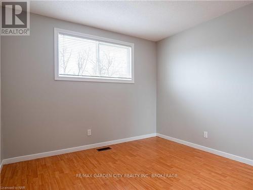 9 Churchill Street, St. Catharines (458 - Western Hill), ON - Indoor Photo Showing Other Room