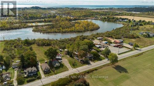 714 Main St W Street W, Port Colborne (878 - Sugarloaf), ON - Outdoor With Body Of Water With View