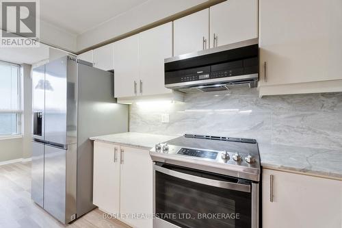 605 - 3 Towering Heights Boulevard, St. Catharines (461 - Glendale/Glenridge), ON - Indoor Photo Showing Kitchen