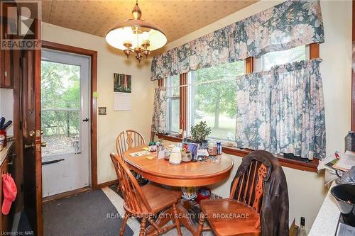 4477 Jordan Road, Lincoln (980 - Lincoln-Jordan/Vineland), ON - Indoor Photo Showing Dining Room