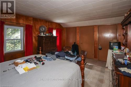 4477 Jordan Road, Lincoln (980 - Lincoln-Jordan/Vineland), ON - Indoor Photo Showing Bedroom