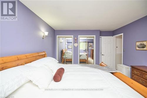 21 Windermere Court, Welland (767 - N. Welland), ON - Indoor Photo Showing Bedroom